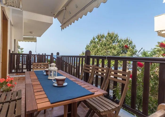 Alexger Seaview House *
